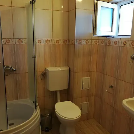 Vila Miana Alloggio in famiglia Costinesti